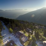 Prise de vue aérienne de l'hôtel-Restaurant "La Cambuse" à Thyon - Les Collons, Valais / Suisse